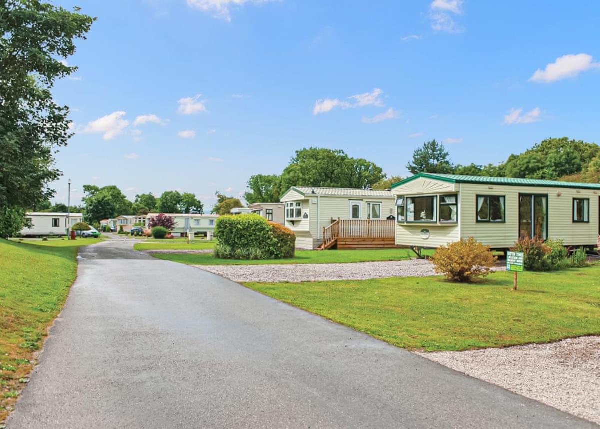Parc Farm Holiday Park Mold Exterior foto